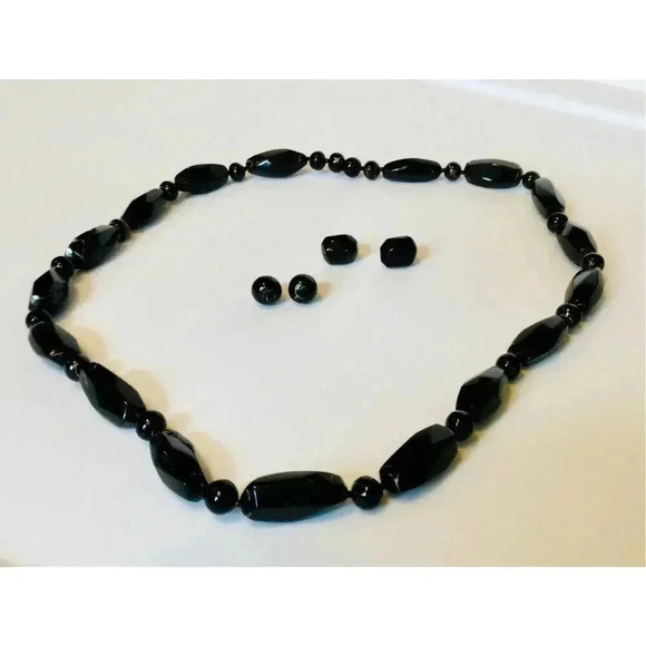 Vintage Black Onyx Beaded Necklace with Earrings Set 3 Piece Fashion Jewelry - Picture 2 of 9